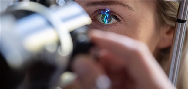 Durch die mobile Augenarztpraxis (Mube) sollen die ansässigen augenärztlichen Praxen in der Region Chemnitz entlastet werden, sodass neue Kapazitäten für therapiebedürftige Patienten zur Verfügung stehen.